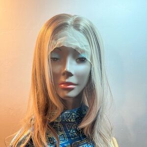 Highlights Transparent HD Lace Front Wig.  Never been worn.